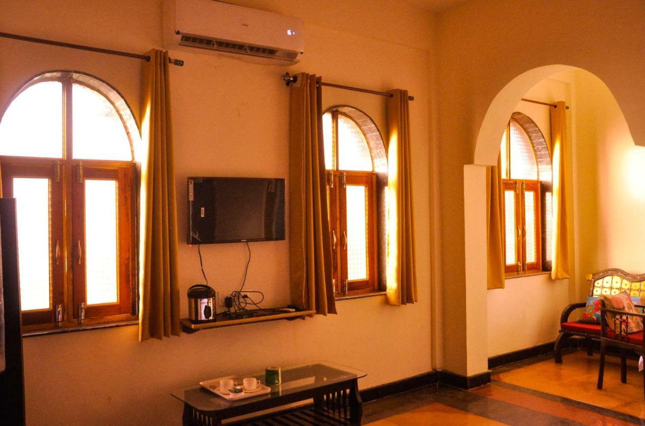 Hotel Vamdev Fort Pushkar Zewnętrze zdjęcie